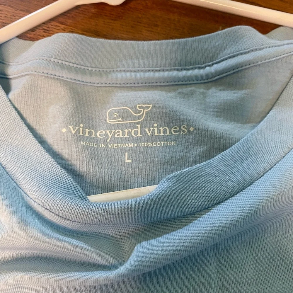 Vineyard Vines men’s long sleeve- size L - Picture 7 of 7